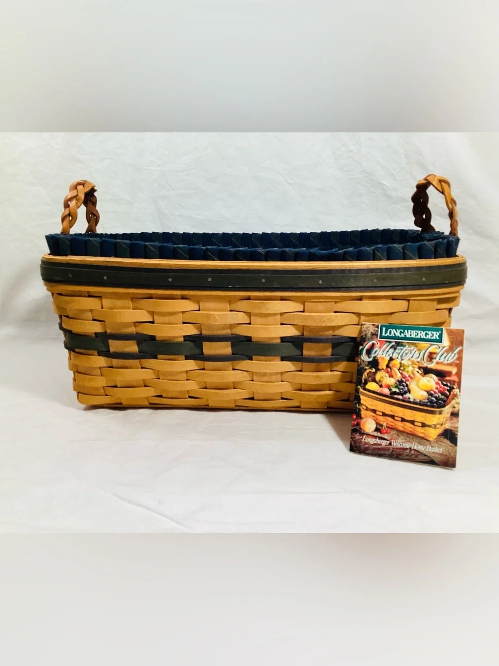 Longaberger 1997 Welcome Home Basket Collector Club Braided Handles Large